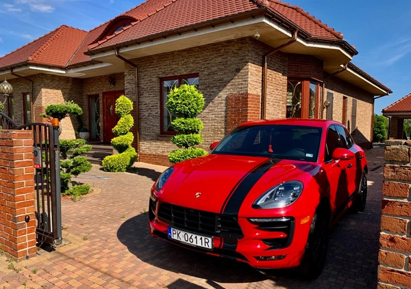 Porsche Macan cena 184900 przebieg: 59000, rok produkcji 2017 z Kalisz małe 704